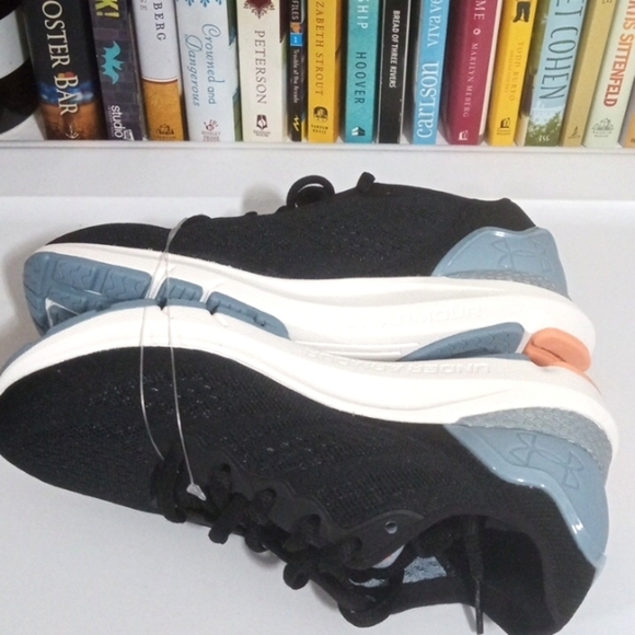 UNDER ARMOUR BLACK BLUE GRANITE HOVR SONIC 6 SNEAKERS SIZE 5 NWT - Picture 3 of 8